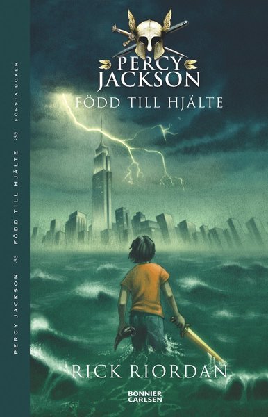 Cover for Rick Riordan · Percy Jackson: Född till hjälte (Bog) (2015)