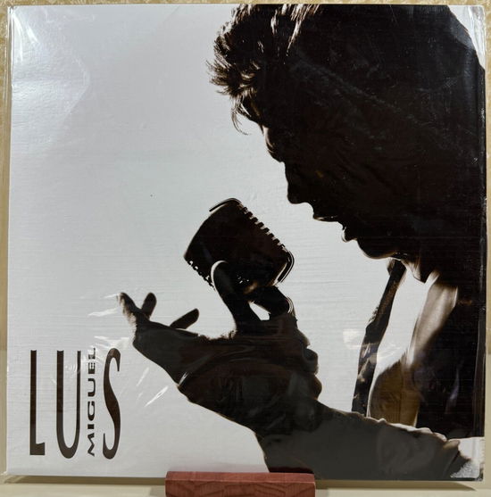 Romance - Luis Miguel - Music - WEA - 0825646612215 - December 17, 2021