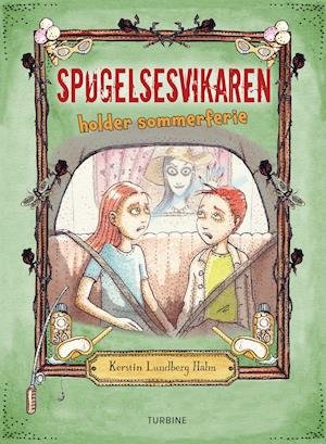Cover for Kerstin Lundberg Hahn · Spøgelsesvikaren holder sommerferie (Hardcover bog) [1. udgave] (2021)