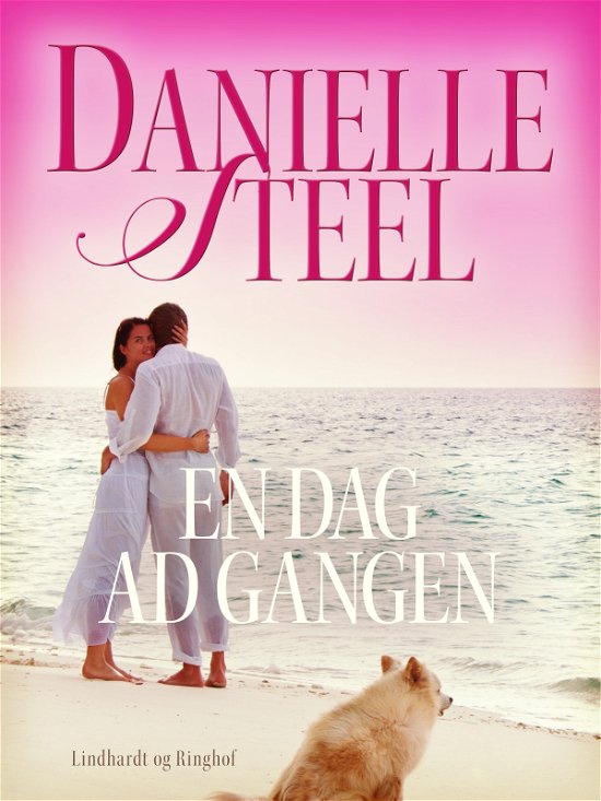 Cover for Danielle Steel · En dag ad gangen (Sewn Spine Book) [1º edição] (2018)