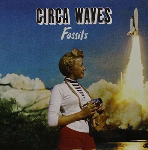 Cover for Circa Waves · Fossils (7&quot;) (2015)