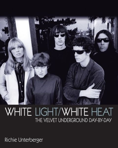 Cover for The Velvet Underground · White Light / White Heat (Bog) (2009)