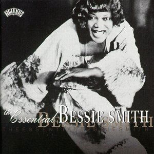 Bessie Smith-essential Bessie Smith - Bessie Smith - Musik - SONY MUSIC - 0074646492222 - 3. oktober 1997