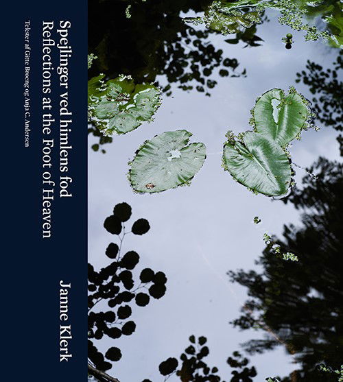 Cover for Janne Klerk · Spejlinger ved himlens fod (Hardcover Book) [1. Painos] (2022)