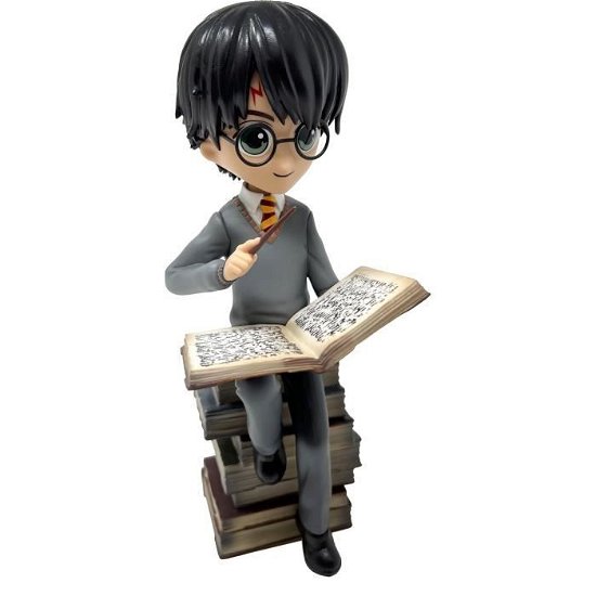 Harry Potter Figur Harry and the Pile of Spell Boo - Plastoy - Koopwaar - Plastoy - 3521320606224 - 24 april 2024