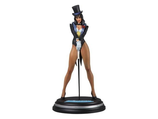 DC Direct DC Cover Girls  Statue Zatanna by J. Sco -  - Gadżety -  - 0787926302226 - 11 października 2024