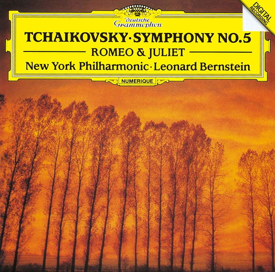 Tchaikovsky: Symphony No.5 / Romeo and Juliet <limited> - Leonard Bernstein - Musiikki - UNIVERSAL MUSIC CLASSICAL - 4988031283233 - keskiviikko 4. lokakuuta 2023