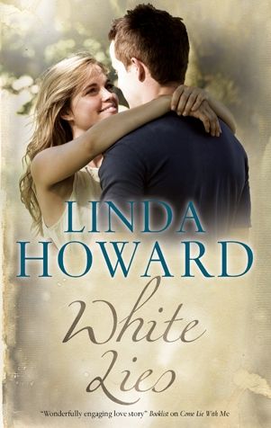 Cover for Linda Howard · White Lies (Hardcover Book) (2017)