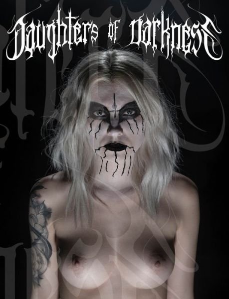 Cover for Daughters of Darkness (Gebundenes Buch) (2020)