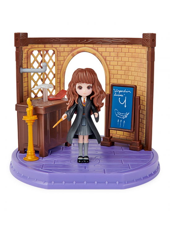 Cover for Spin Master · Spin Master Wizarding World Harry Potter: Magical Charmers' Charm's Classroom Hermione (6061846) (MERCH)