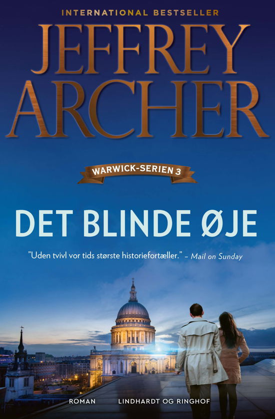 Cover for Jeffrey Archer · Warwick-serien: Det blinde øje (Taschenbuch) [2. Ausgabe] (2024)
