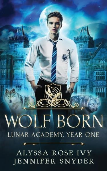 Cover for Jennifer Snyder · Wolf Born (Paperback Book) (2020)