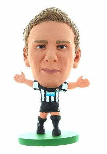 SoccerStarz  Newcastle Siem De Jong  Home Kit 2015 version Figures - SoccerStarz  Newcastle Siem De Jong  Home Kit 2015 version Figures - Merchandise - Creative Distribution - 5060385032244 - 