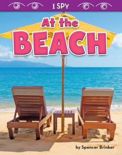 At the Beach - Spencer Brinker - Kirjat - Bearcub Books - 9781642802245 - perjantai 14. joulukuuta 2018