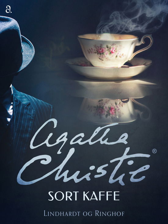 Cover for Agatha Christie · Hercule Poirot: Sort kaffe (Sewn Spine Book) [1.º edición] (2024)