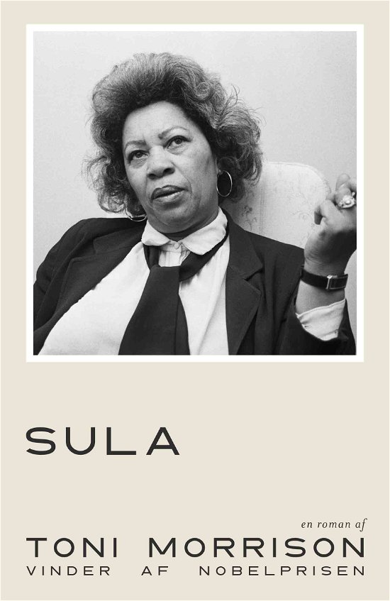 Cover for Toni Morrison · Sula (Sewn Spine Book) [3. Painos] (2019)