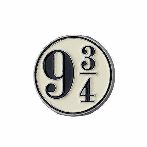 Platform 9 3/4 Pin Badge - Harry Potter - Produtos - HARRY POTTER - 5055583411250 - 31 de julho de 2021