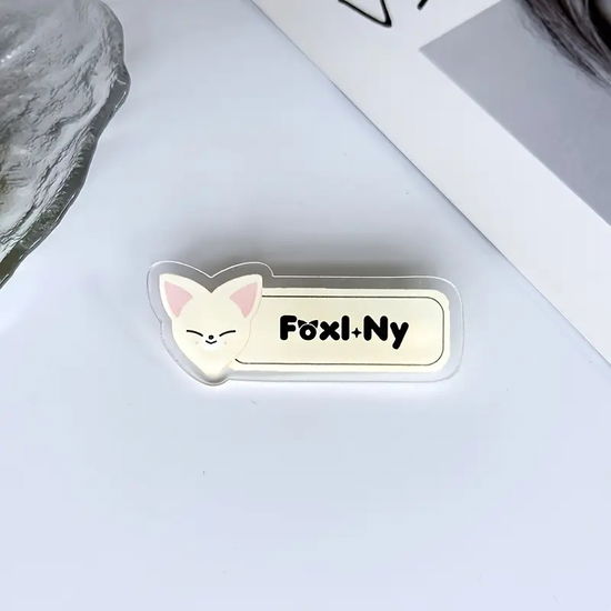 FoxI.Ny Acrylic Badge - Stray Kids - Fanituote -  - 9951171028250 - torstai 18. tammikuuta 2024