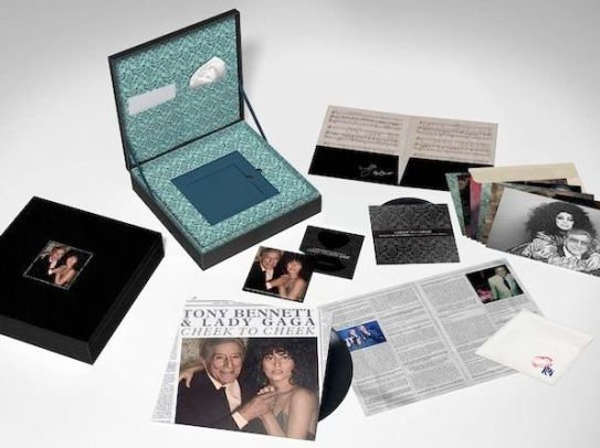 Cover for Tony Bennett &amp; Lady Gaga · Cheek to Cheek (Limited Edition Box Set) (LP/CD/DVD) [Deluxe edition] [Box set] (2015)