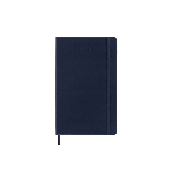 Moleskine 2025 12-Month Weekly Large Hardcover Notebook: Sapphire Blue - Moleskine - Bücher - Moleskine - 8056999270261 - 6. Juni 2024