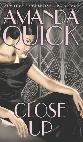 Cover for Amanda Quick · Close Up (Bog) (2021)