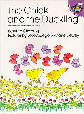 Cover for Mirra Ginsburg · The Chick and the Duckling (Aladdin Books) (Pocketbok) [Reprint edition] (1988)