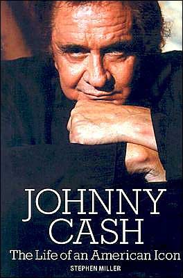 Life of an American Icon - Johnny Cash - Bøger - OMNIBUS PRESS - 9780711996267 - 7. maj 2004