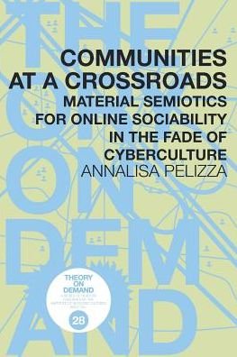 Cover for Annalisa Pelizza · Communities at a Crossroads (Paperback Book) (2019)