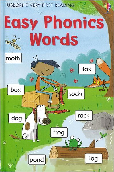 Easy Phonic Words - Very First Reading - Mairi Mackinnon - Böcker - Usborne Publishing Ltd - 9781409522270 - 1 oktober 2011