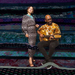 Lean In - Parlato, Gretchen & Lionel Loueke - Música - COLUMBIA - 4562469602271 - 12 de mayo de 2023