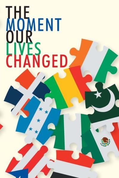 Cover for Enl Students of Macs · Moment That Changed Us (Bog) (2022)