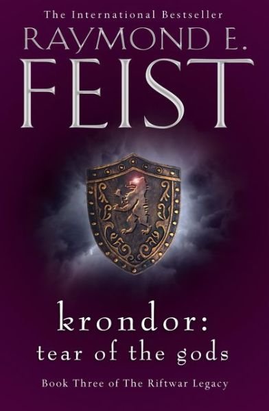 Krondor: Tear of the Gods - The Riftwar Legacy - Raymond E. Feist - Bøker - HarperCollins Publishers - 9780008311278 - 24. januar 2019