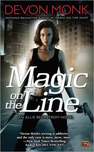 Cover for Devon Monk · Magic On The Line: An Allie Beckstrom Novel (Paperback Book) (2011)