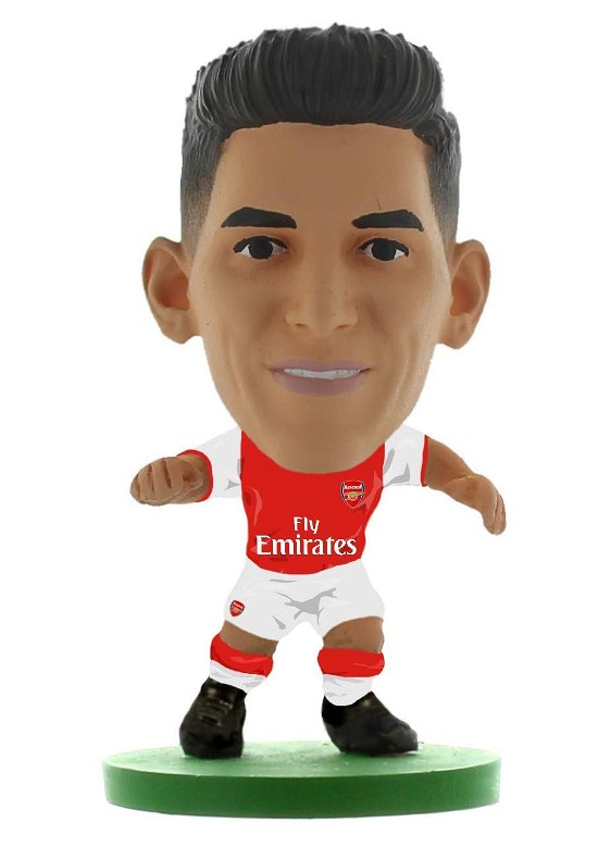 Soccerstarz  Arsenal Lucas Torreira  Home Kit Classic Kit Figures (MERCH)
