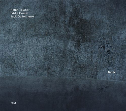 Batik - Ralph Towner - Musik - ECM - 0602517799288 - 31. december 2008