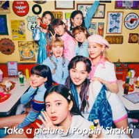 Cover for Niziu · Take A Picture / Poppin' Shakin' (CD) [Japan Import edition] (2021)