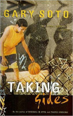 Cover for Gary Soto · Taking Sides (Hardcover bog) (2003)