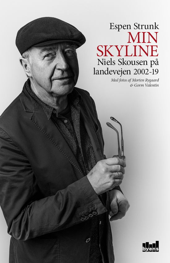 Cover for Espen Strunk · Min skyline (Hardcover bog) [1. udgave] (2019)