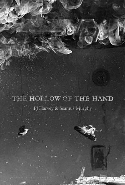 Cover for Harvey · The Hollow of the Hand (Book)