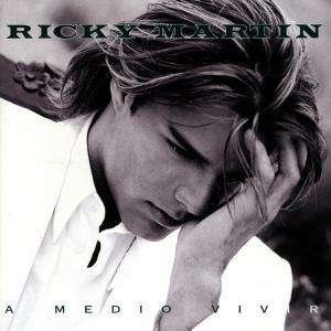 Cover for Ricky Martin · A Medio Vivir (CD) (2015)