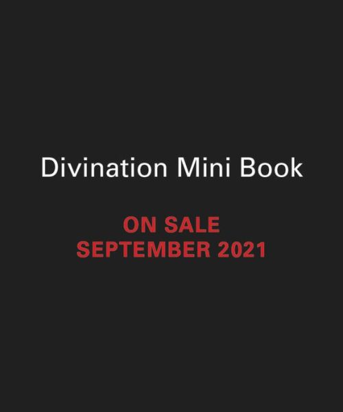 Cover for Ivy O'Neil · Divination: A Little Introduction to Tarot, Runes, Tea Leaves, and More (Hardcover Book) (2021)