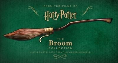 Harry Potter – The Broom Collection and Other Artefacts from the Wizarding World - Warner Bros. - Livros - Bloomsbury Publishing PLC - 9781526629302 - 12 de novembro de 2020