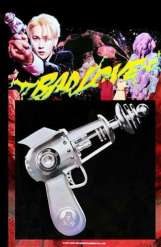 Bad Love (photobook A Ver.) - Key - Musikk - SM ENTERTAINMENT - 8809755509309 - 5. oktober 2021