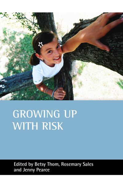 Cover for Growing up with risk (Paperback Book) (2007)