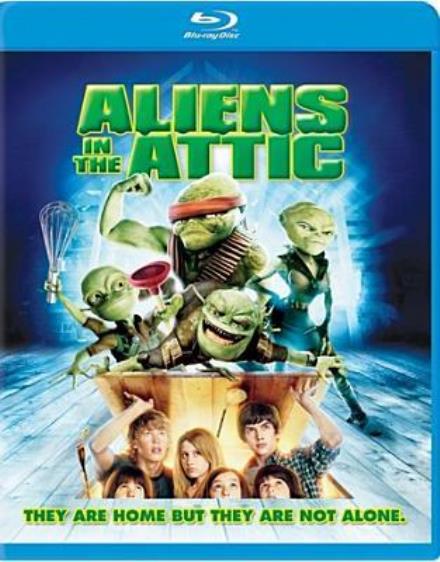 Cover for Aliens in the Attic (Blu-ray) (2016)