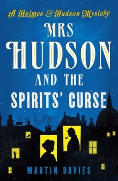 Cover for Martin Davies · Mrs. Hudson and the Spirits' Curse (Pocketbok) (2022)