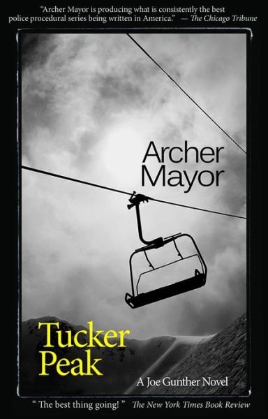 Cover for Archer Mayor · Tucker Peak: a Joe Gunther Novel (Joe Gunther Mysteries) (Paperback Book) [2nd edition] (2007)