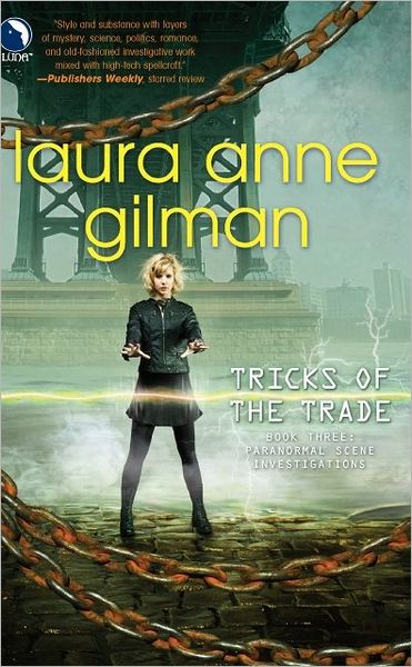 Cover for Laura Anne Gilman · Tricks of the Trade (Luna Books) (Paperback Book) [Original edition] (2011)