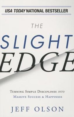 Slight Edge - Jeff Olson - Książki - Greenleaf Book Group - 9781935944317 - 15 września 2014