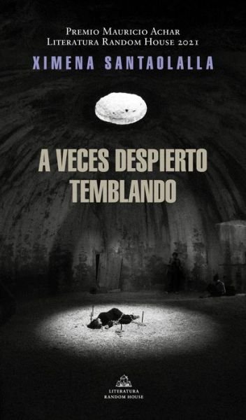 Cover for Ximena Santaolalla Abdo · A veces despierto temblando / Sometimes I Wake Up Shaking (Paperback Bog) (2022)